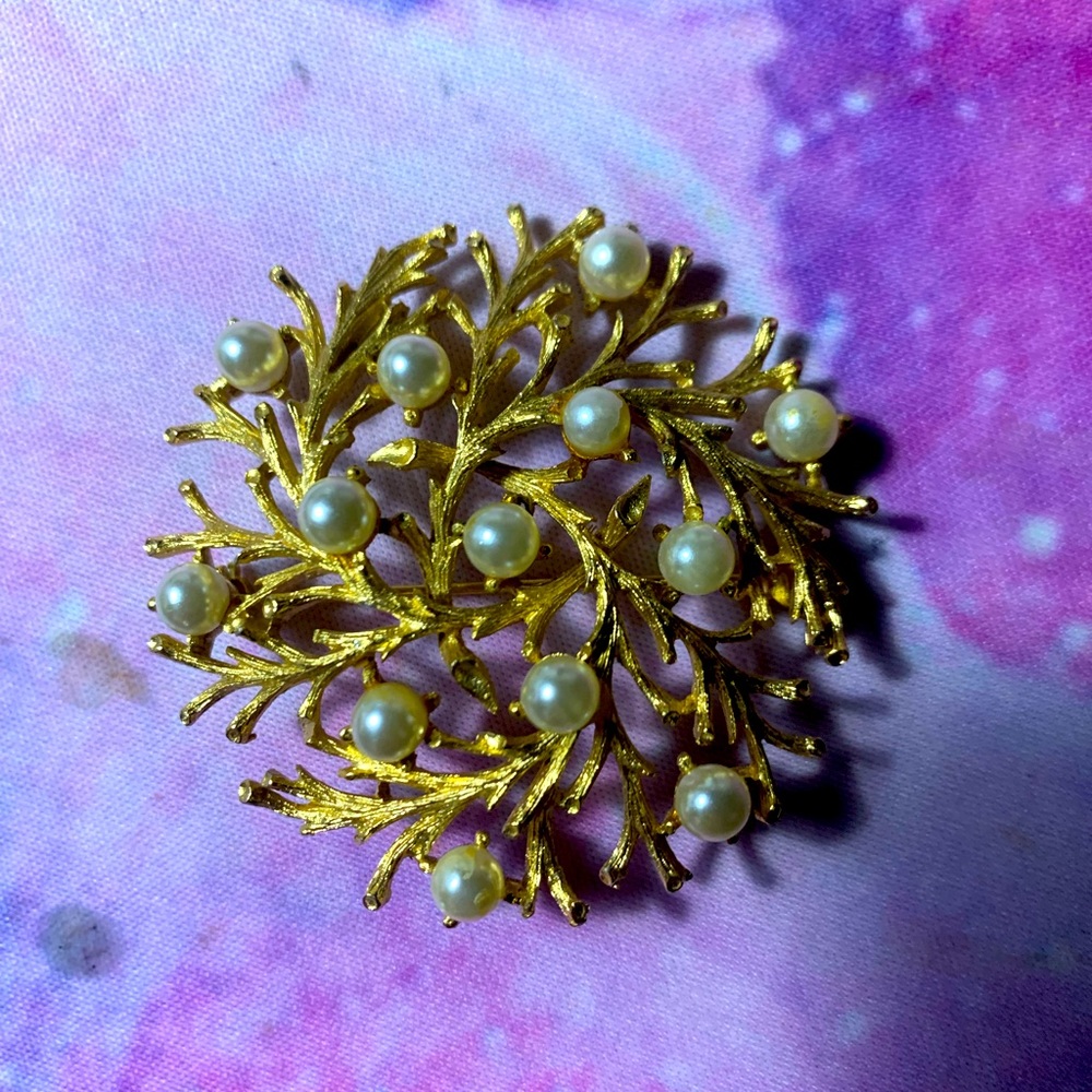 Vintage pin
